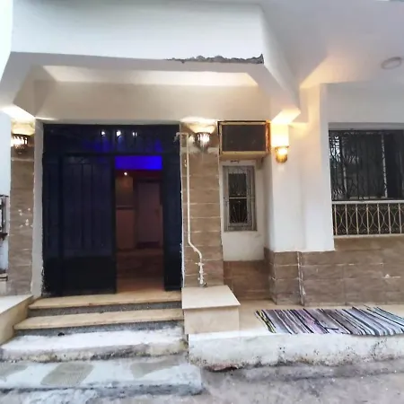 Mama Africa-2